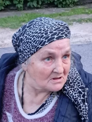 Неизвестная женщина